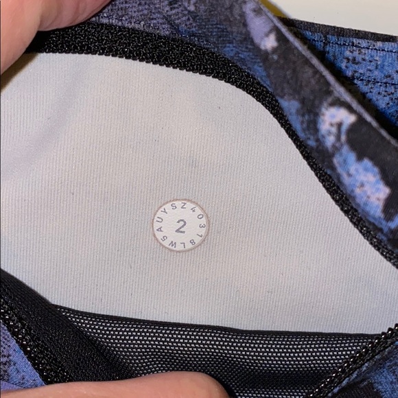 🍋 Lululemon Floral / Camo Print Leggings Size 2 - Picture 4 of 5